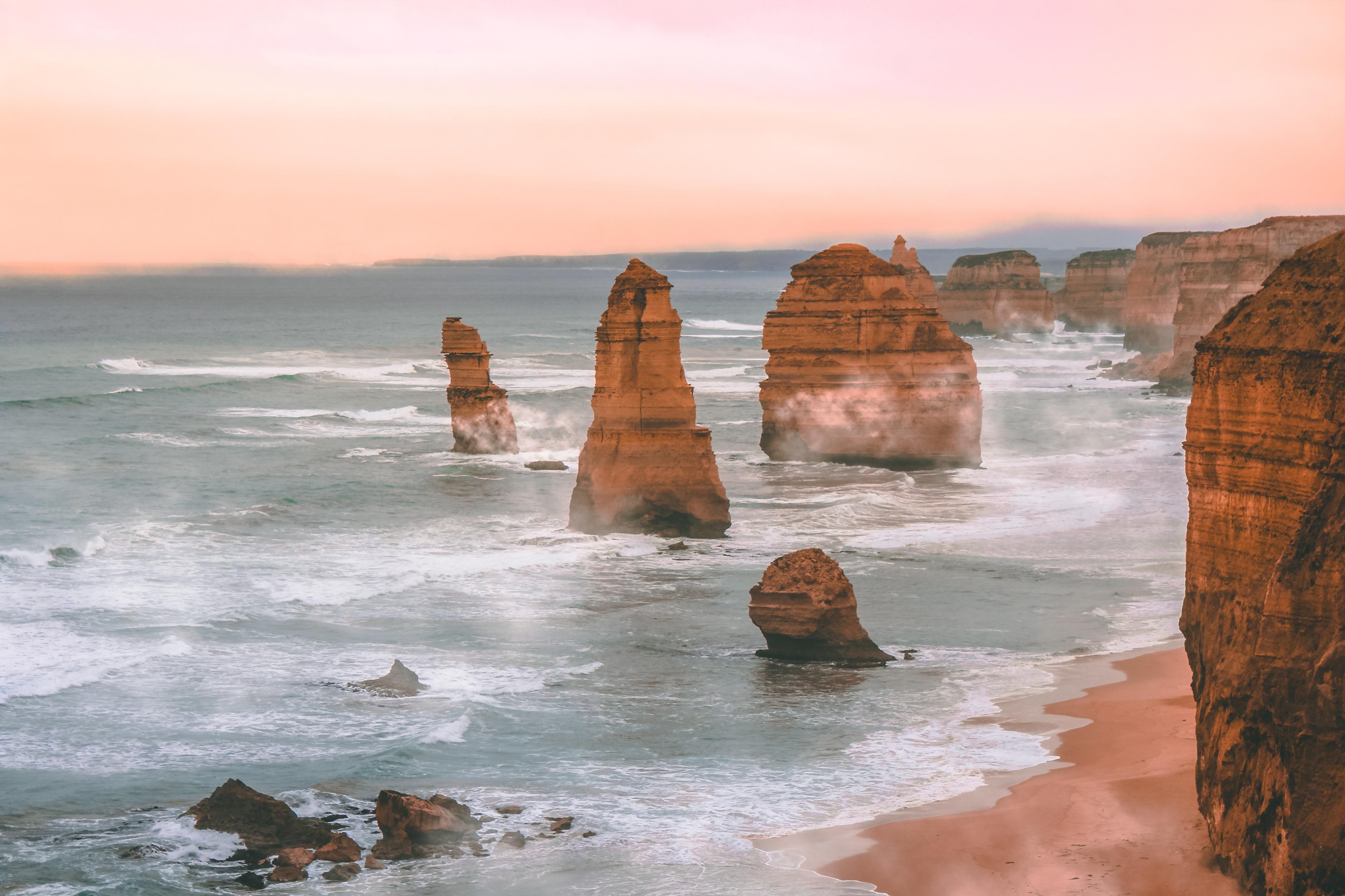 Discover the "Awe" in Australia! - background banner